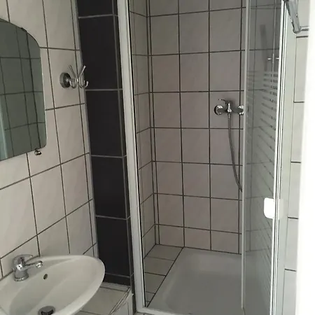 Gaestehaus Laedine Bed & Breakfast *